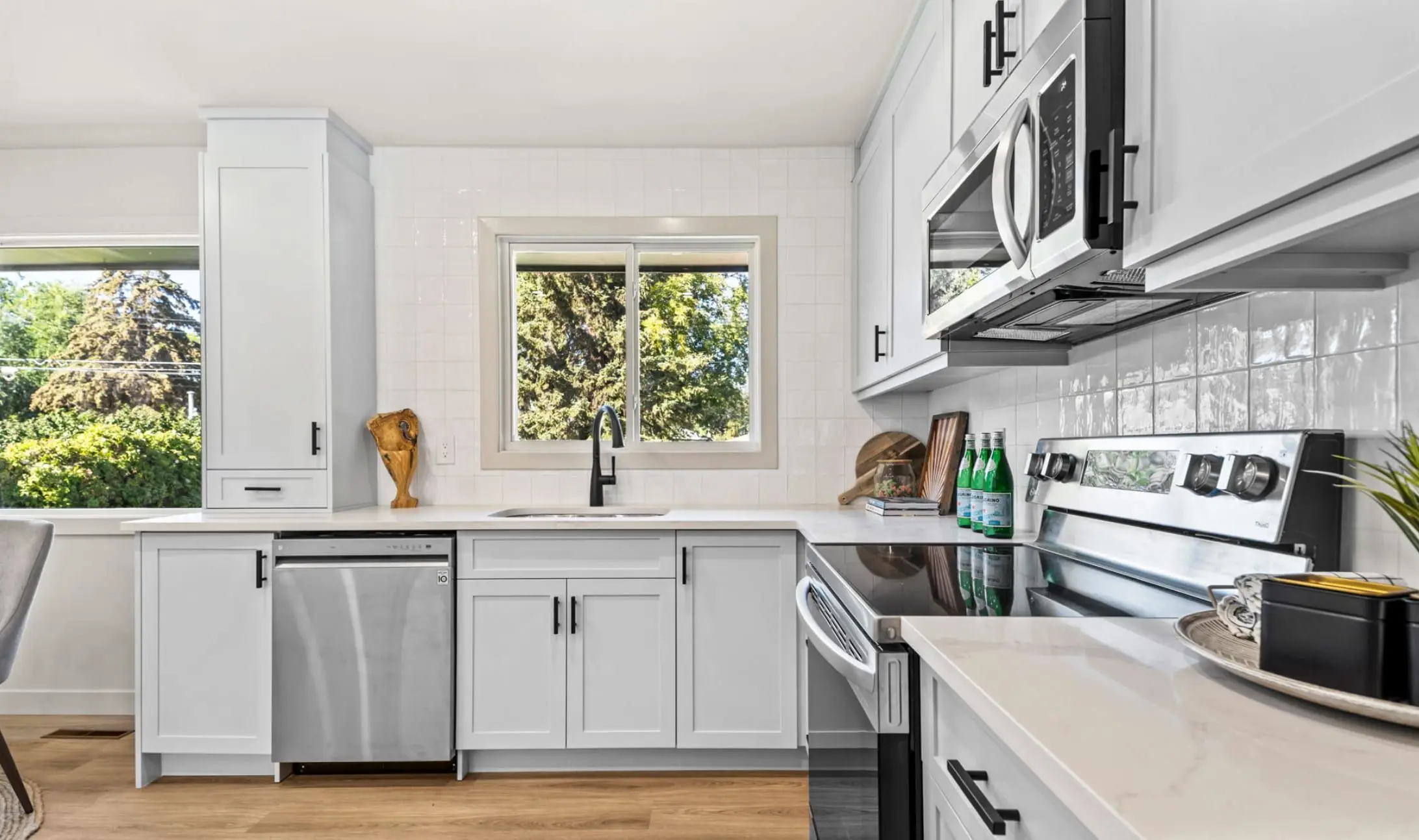 Saskatchewan Kitchen — photograph 2