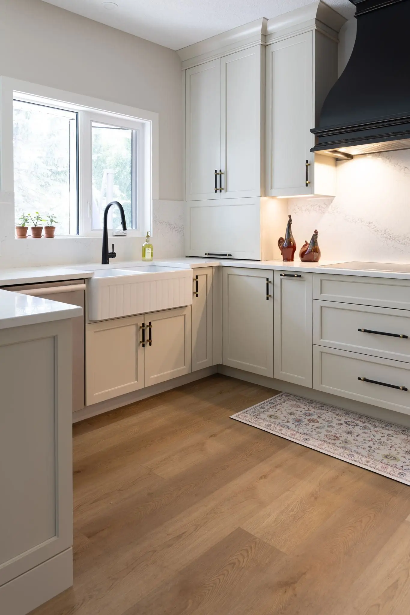 Italiano Bellissima Kitchen — photograph 5