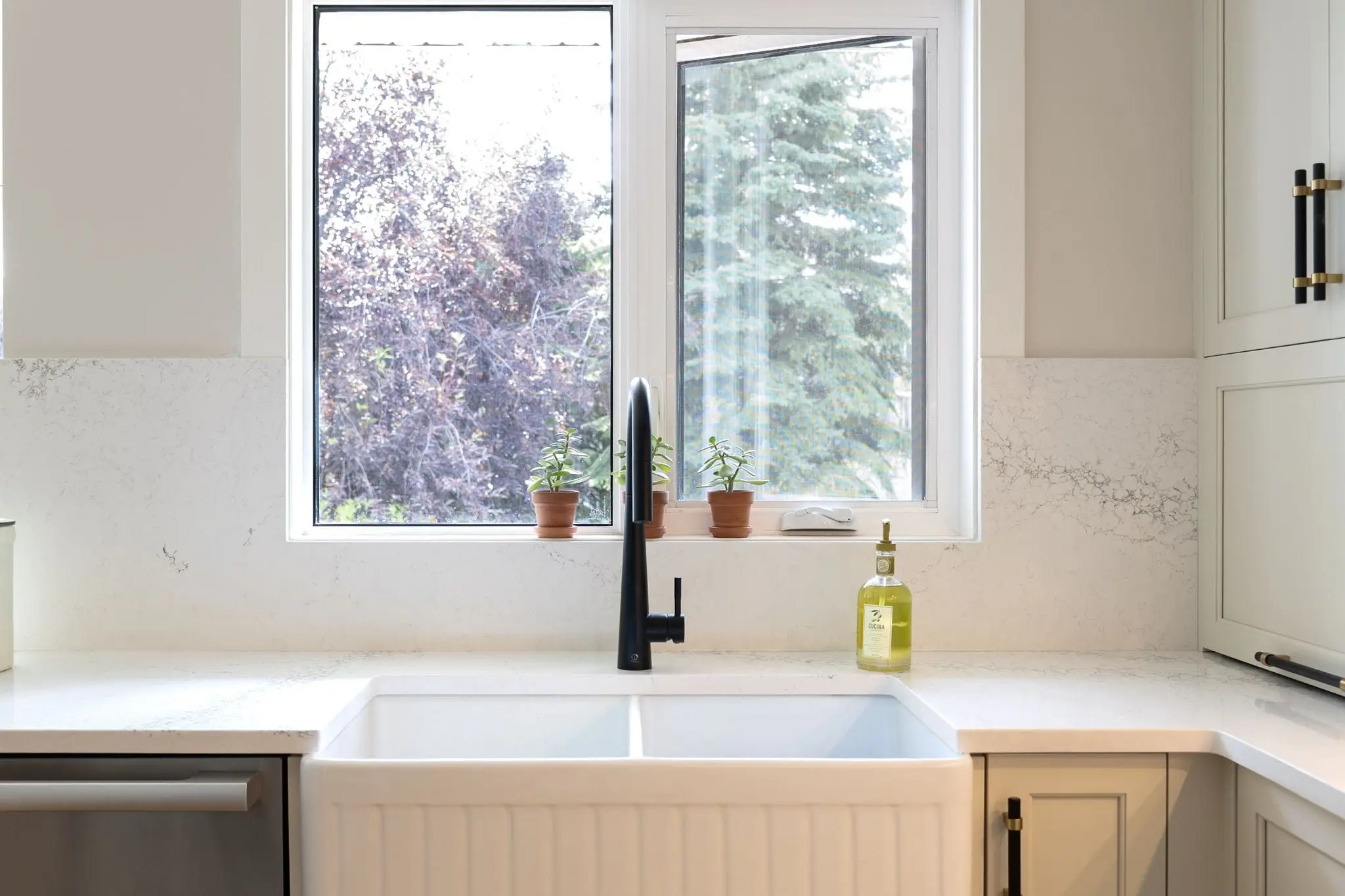 Italiano Bellissima Kitchen — photograph 9